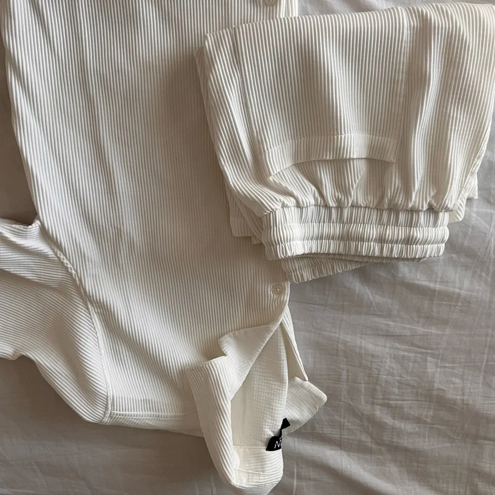 White Striped Casual Set - Picture 3 of 6